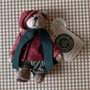 Boyd's Bear Tiny T. Jodi Bear Christmas Plush Artisan Series Jody Battaglia